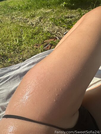 SweetSofia24 / https: Nude Leaks OnlyFans Photo 2