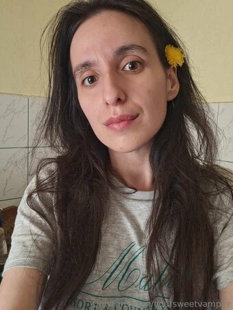 Sweetvampire / yoursweetvampire Nude Leaks OnlyFans Photo 4