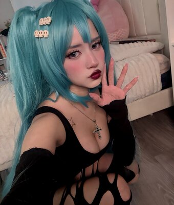 sylviedh / sylvieedh Nude Leaks Photo 6