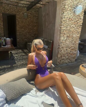 Sylvijaa Nude Leaks Photo 16
