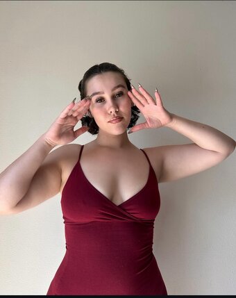 Symone Blust / symone_blust Nude Leaks Photo 2