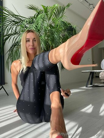 synapsedream Nude Leaks Photo 9