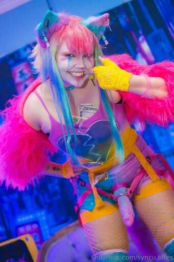 syncu.bites Nude Leaks Photo 12