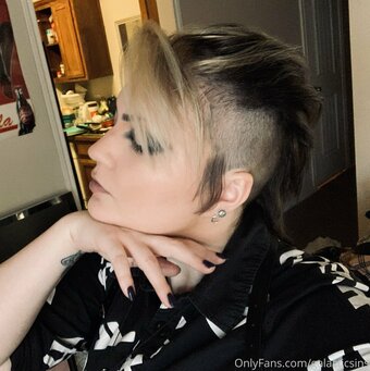 syncu.bites Nude Leaks Photo 19