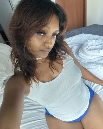 t.arshini / TVARSHINI1 Nude Leaks Photo 10