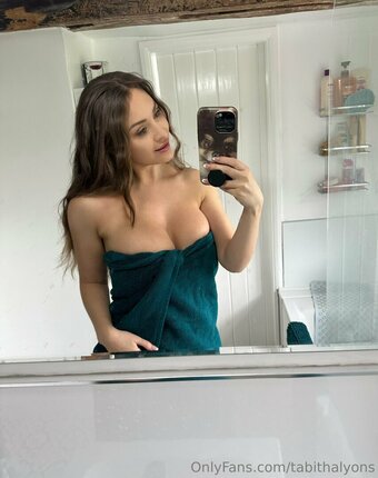 tabithalyons Nude Leaks Photo 19