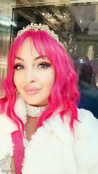 tabookandi Nude Leaks Photo 13