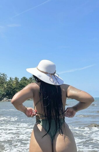 Tamara Gonzalez / tamaraglezzz / tamaraglezzz____ / tamaragtxxx Nude Leaks OnlyFans Photo 5