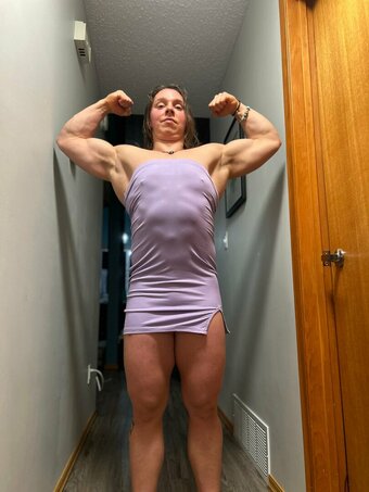 taragreenwebber Nude Leaks Photo 14