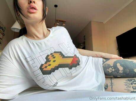 tashablunt / Tashaagapova (yourexgirfriend / tashaagapova Nude Leaks OnlyFans Photo 18