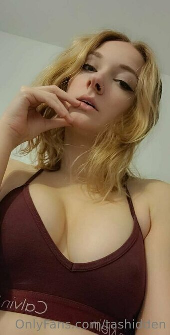 Tashidden Nude Leaks Photo 12