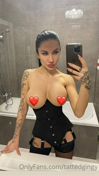 tattedgingy Nude Leaks Photo 1