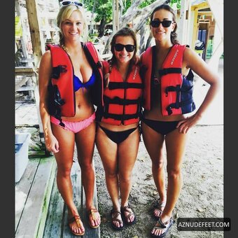 Taylorcusack Nude Leaks Photo 9