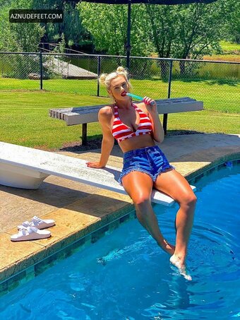 Taylorcusack Nude Leaks Photo 21