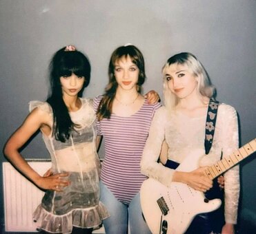 Tchotchke / tchotchkemusic Nude Leaks Photo 10