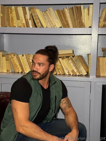 techflexdylan Nude Leaks Photo 5