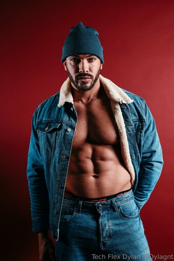 techflexdylan Nude Leaks Photo 6