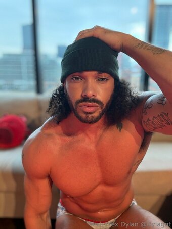 techflexdylan Nude Leaks Photo 32