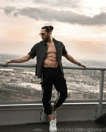 techflexdylan Nude Leaks Photo 40