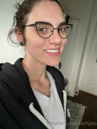 techjess Nude Leaks Photo 1