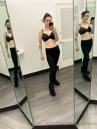 techjess Nude Leaks Photo 3