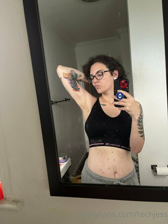 techjess Nude Leaks Photo 16