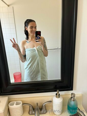 techjess Nude Leaks Photo 19