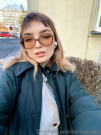 techno_sqrt Nude Leaks Photo 6