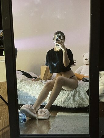 technolightss / linochk / vanessaamur / vanessaloveee Nude Leaks Photo 14