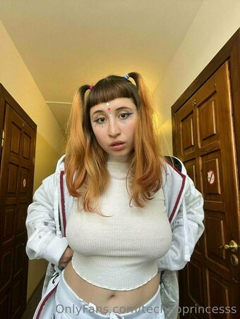 technoprincesss Nude Leaks Photo 19
