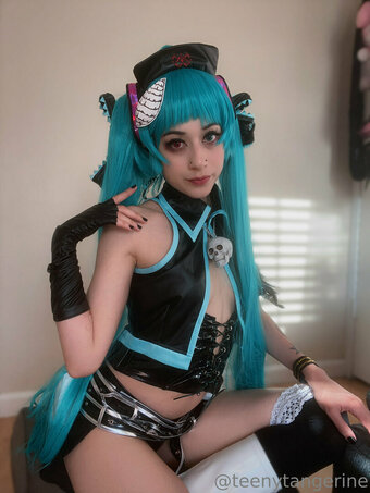 teenytangerine Nude Leaks Photo 20