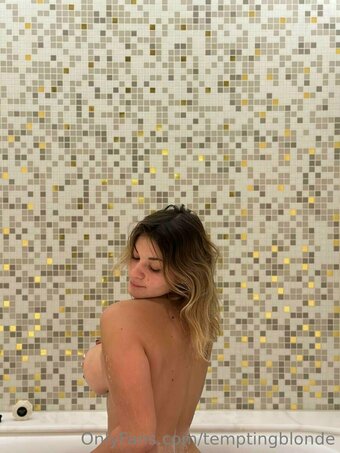 temptingblonde / hotblondesdaily Nude Leaks OnlyFans Photo 29