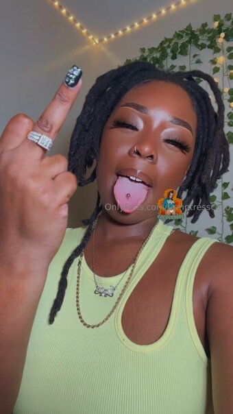 temptresscoco Nude Leaks Photo 8