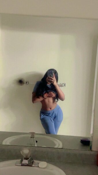 tftuelips Nude Leaks Photo 19