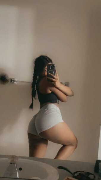 tftuelips Nude Leaks Photo 22