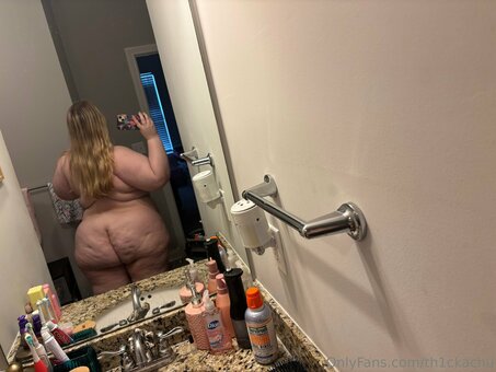 th1ckachu Nude Leaks Photo 2