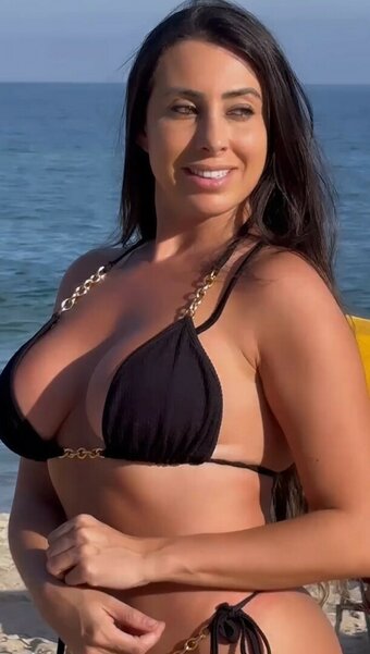 Thais Eid / thaiseid Nude Leaks Photo 8