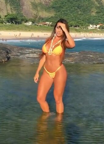 Thais Eid / thaiseid Nude Leaks Photo 28