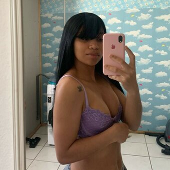 Thami / alvesthamiress Nude Leaks OnlyFans Photo 6