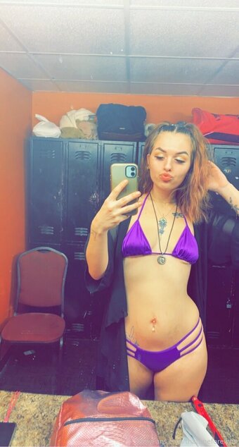 thatoneforeignn Nude Leaks Photo 10