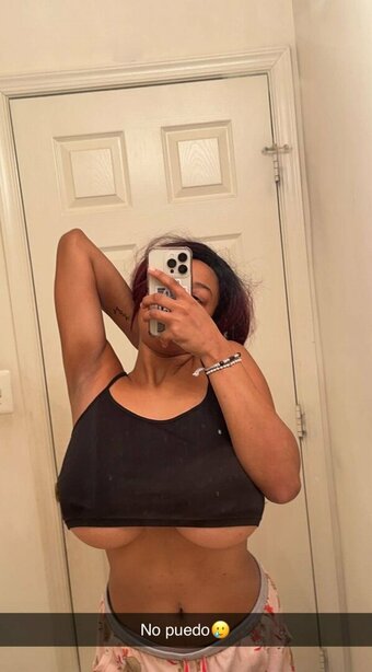 thatsodes / desiree / lul.desi7 / thatsodes4 / thatsodesire / thatsodesire2 Nude Leaks Photo 1