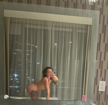 thatsyamuva Nude Leaks Photo 2