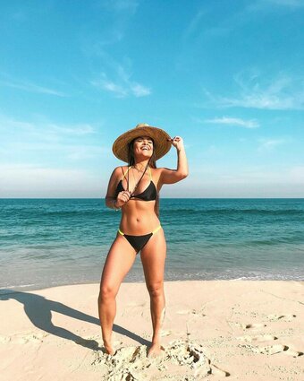 Thayane Lima / calmathata Nude Leaks Photo 4