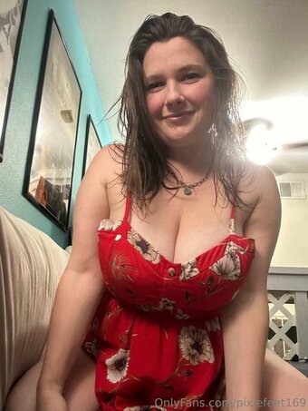 The Now Maskless Pixie / TinkerB94839847 / pixiefeet169 Nude Leaks OnlyFans Photo 7