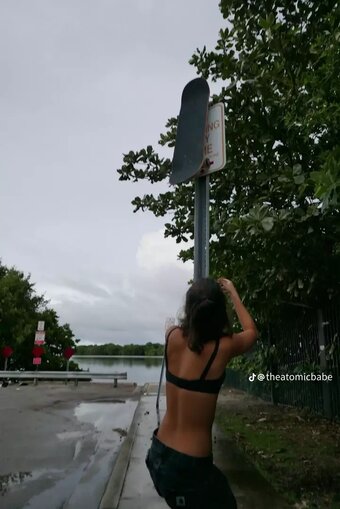 Theatomicbabe / https: Nude Leaks Photo 2