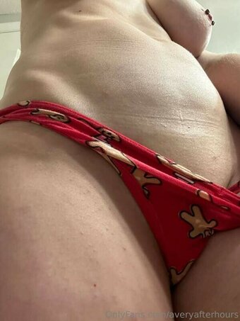 TheAveryOConner / Alibrarising / averyafterhours / averyyoconnor Nude Leaks Photo 21