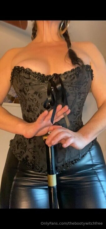 thebootywitchfree
