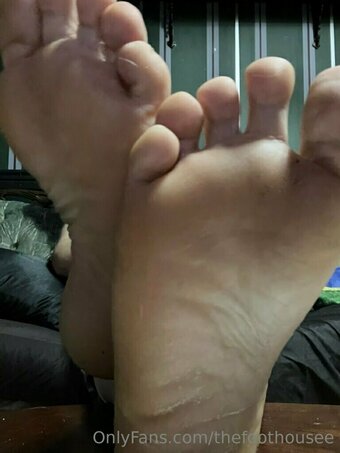 thefoothousee Nude Leaks Photo 10