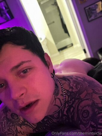 themintsicle Nude Leaks Photo 10