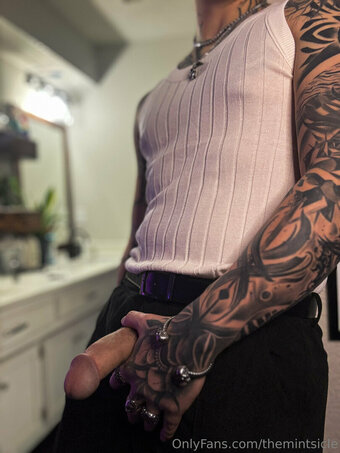 themintsicle Nude Leaks Photo 16